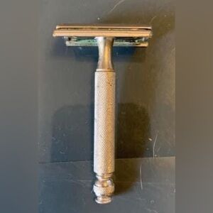 Vintage Gillette TECH 3 piece double edged Brass Razor, USA Code 50s-60’s